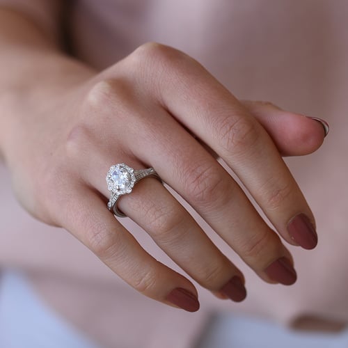 Zásnubní diamantový prsten ve vintage stylu Ofelia