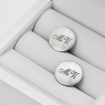 Manžetové knoflíčky ze zlata s gravírem a diamanty Hades