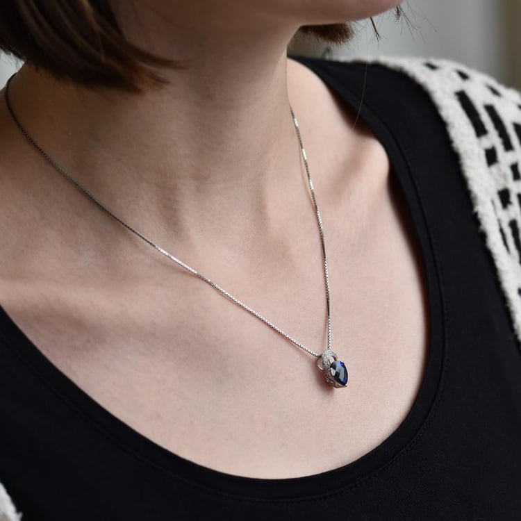 Stříbrný náhrdelník s diamanty Petya 6427