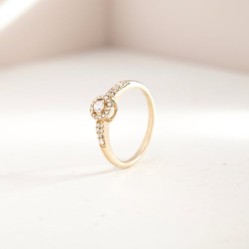 Halo prsten s diamanty Mourise