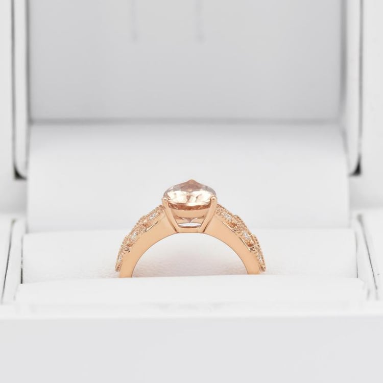 Prsten z růžového zlata 15270