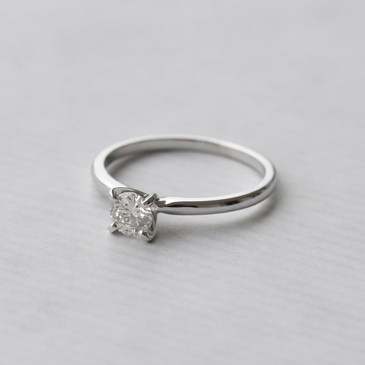 Zásnubní prsten s moissanitem 72278