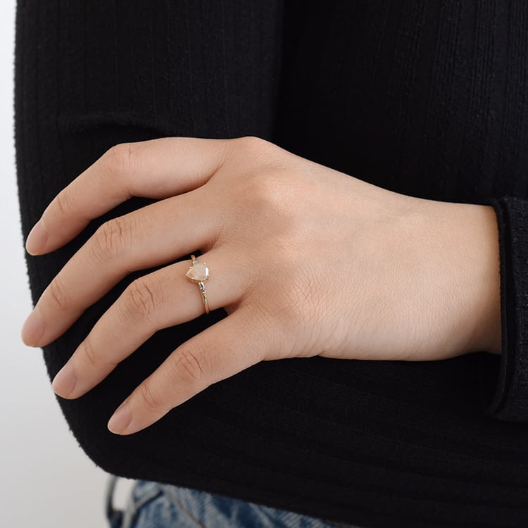 Prsten s růžovým salt and pepper diamantem 96392