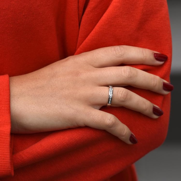 Dámský eternity prsten plný diamantů ze zlata 47806