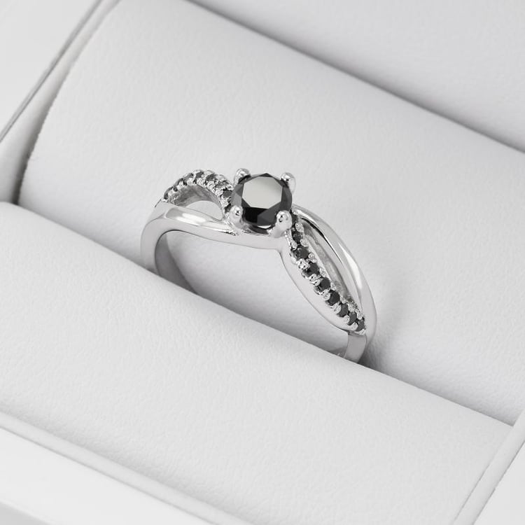 Prsten z platiny s černými diamanty 41676