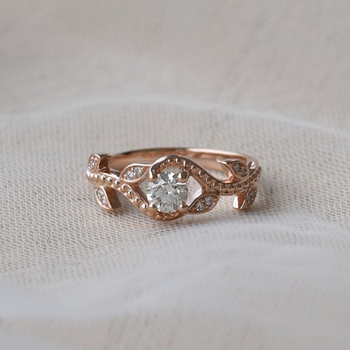 Vintage zásnubní prsten s lab-grown diamanty Vindo