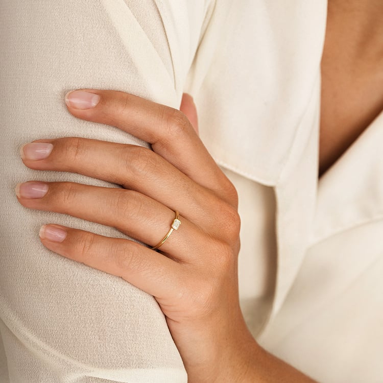 Minimalistický prsten ze zlata s lab-grown emeraldem Henrik 162950