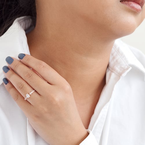 Romantický zásnubní prsten s diamanty Alys