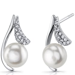 Stříbrné napichovací náušnice s perlou Lomina