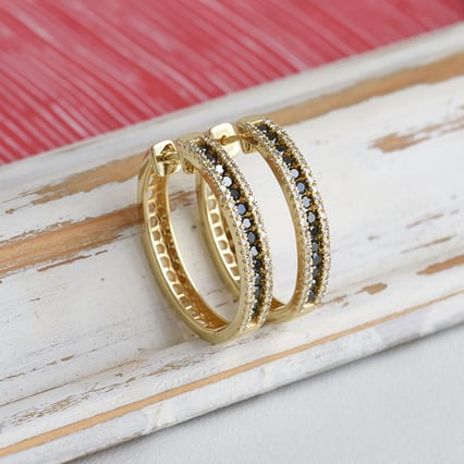 Kruhové náušnice s černými a bílými diamanty Brittany