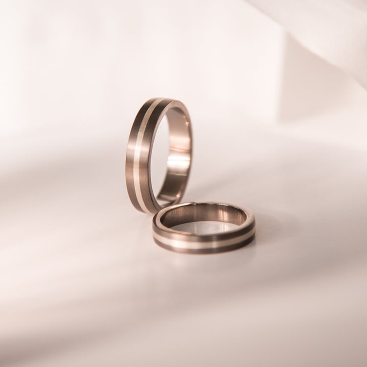 Snubní prsteny z titanu a stříbra Ventura 108481