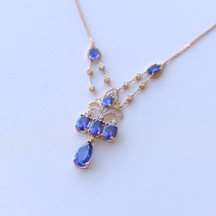 Zlatý tanzanitový náhrdelník 60591