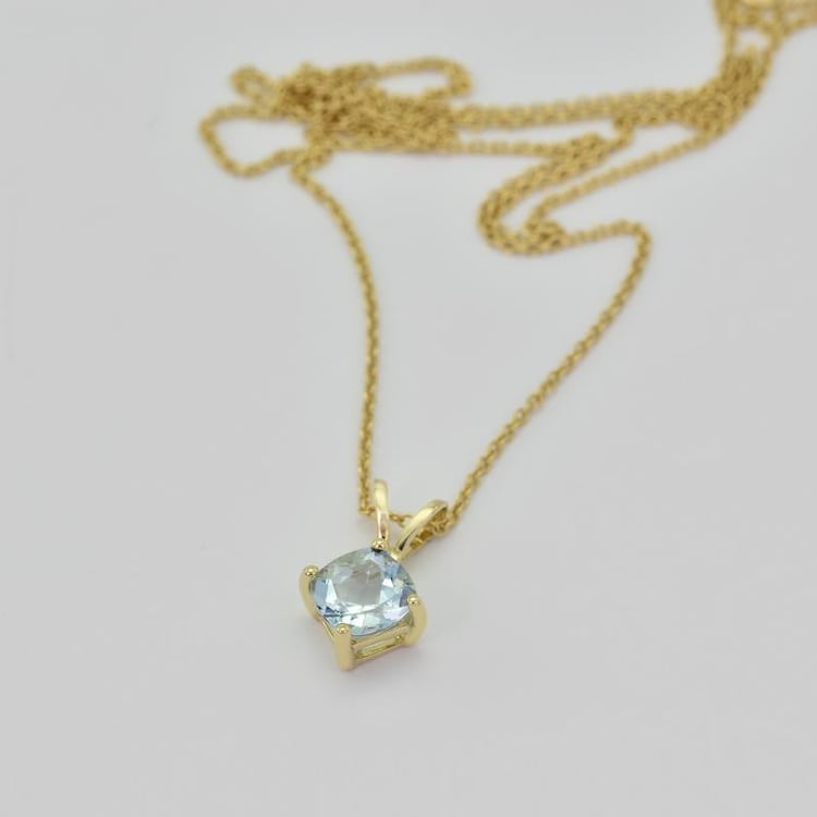 Přívěsek na řetízku 28332