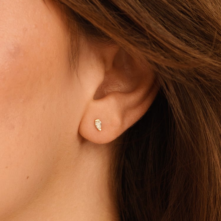 Minimalistické zlaté náušnice s pear lab-grown diamanty Ronja 161865