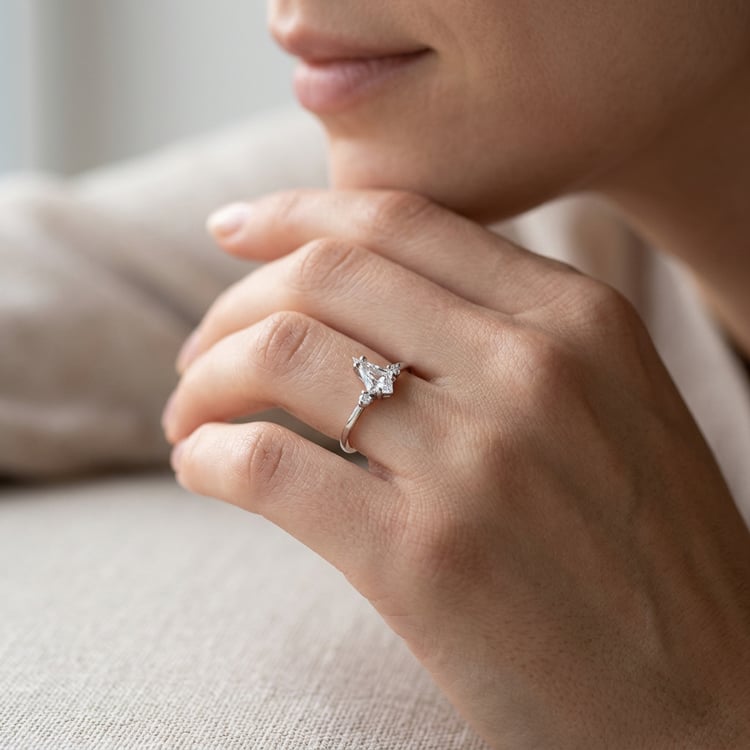 Zlatý prsten s 0.41ct IGI certifikovaným lab-grown diamantem Adalia 171507