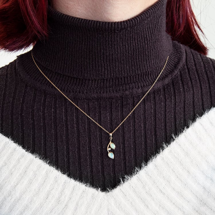 Opálový set šperků ve tvaru lístků s diamanty Petal 147008