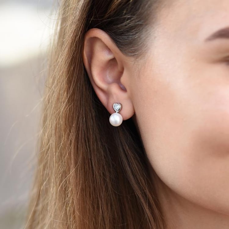 Perlové náušnice se srdíčky 8309