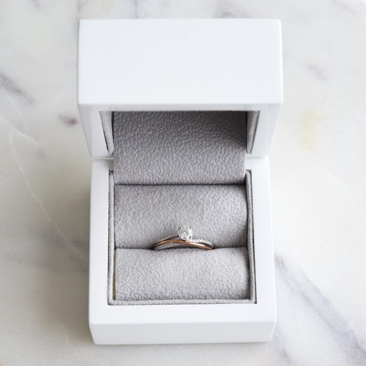 Zásnubní prsten s diamanty 96591