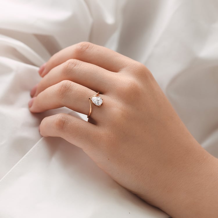 Výjimečný zásnubní prsten 154874