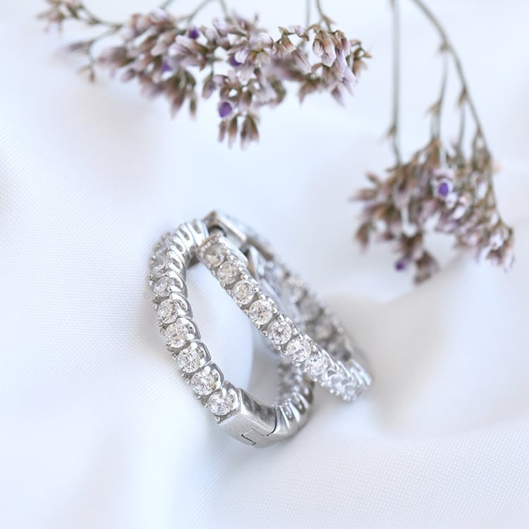 Stříbrné kruhové náušnice se zirkony 80677