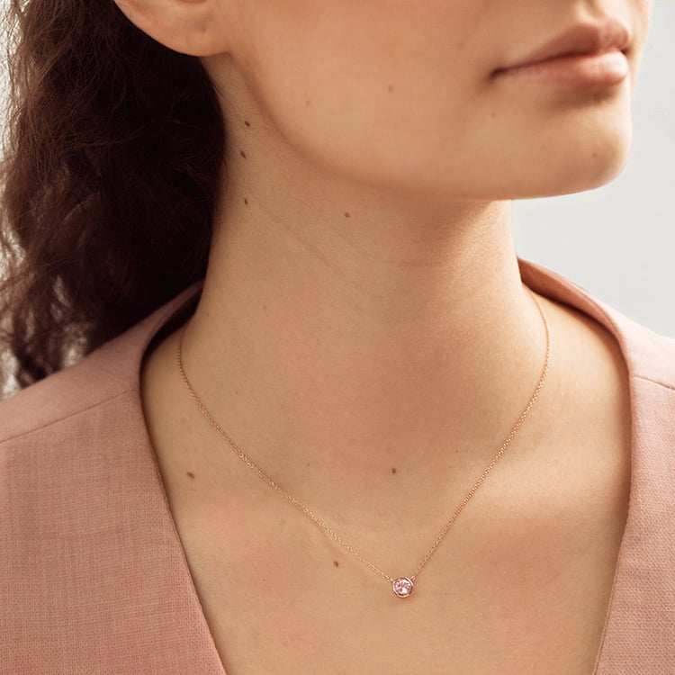 Bezel náhrdelník s morganitem Jonie 153108