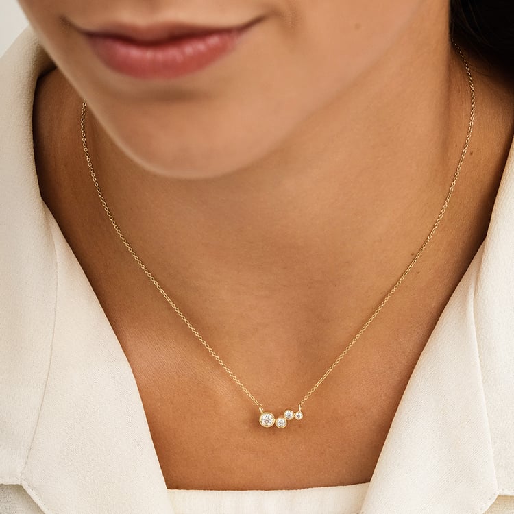 Moderní stříbrný náhrdelník s diamanty Viola 163171