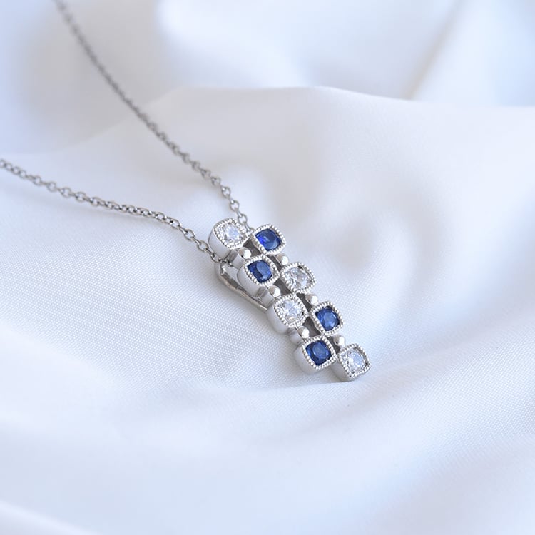 Safírový přívěsek 85285