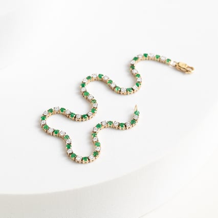 Tenisový náramek se smaragdy a diamanty Kendrick