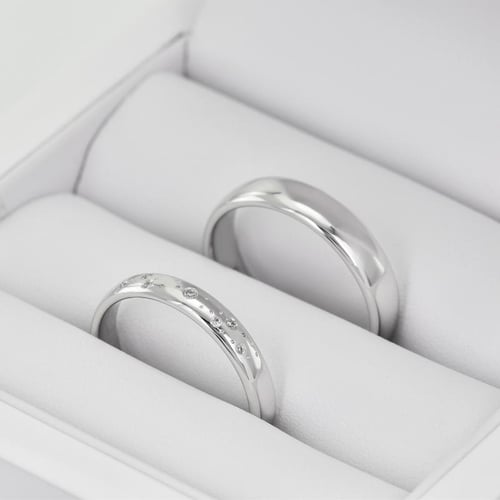 Zlaté snubní prsteny s diamanty Erich