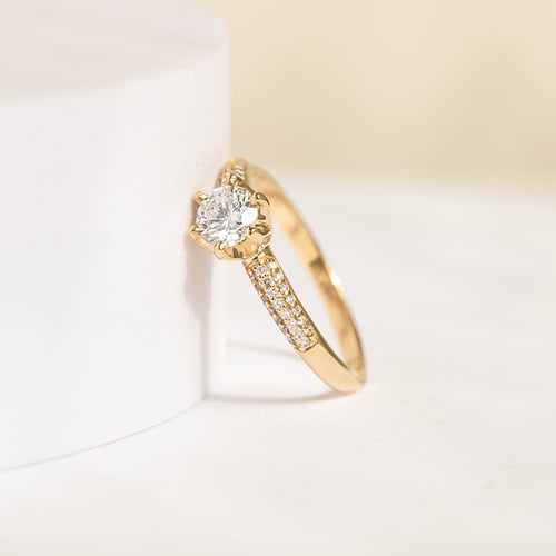Zásnubní zlatý prsten s diamanty Lineas