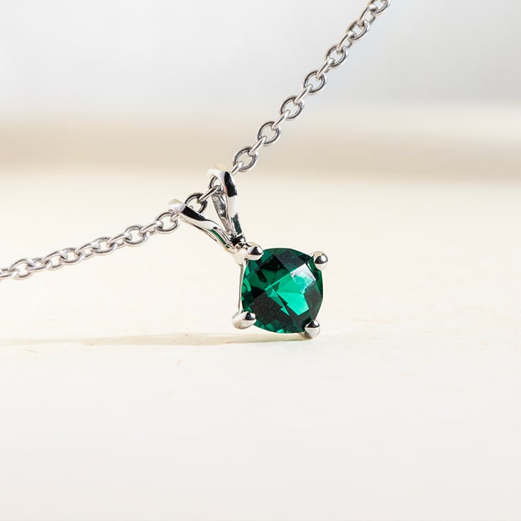 Zlatý přívěsek s cushion smaragdem Rafyna 146538