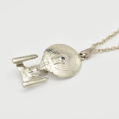 Náhrdelník kosmické lodi Enterprise