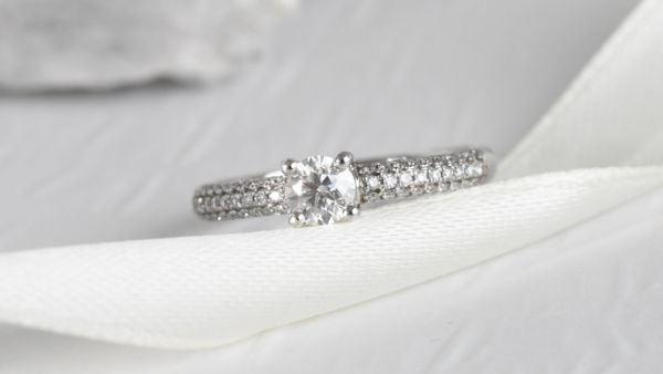 Tvary diamantů: round brilliant (kulatý briliant)