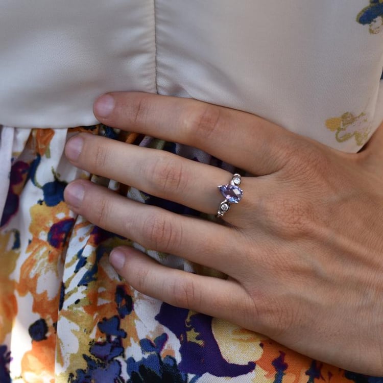 Stříbrný prsten s alexandritem 86410