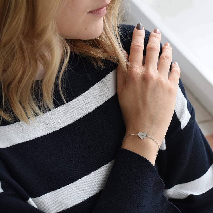 Zlatý srdcový náramek 78549