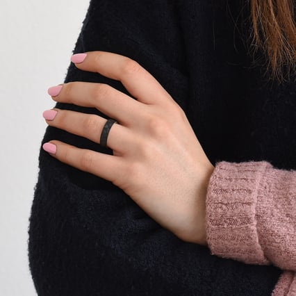 Ploché snubní prsteny z karbonu a zlata Vaniah