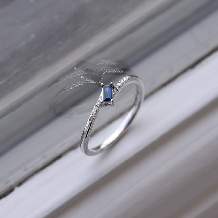 Safírový prsten z bílého zlata 84811