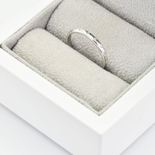 Prsten s jemnými lab-grown diamanty Miomi