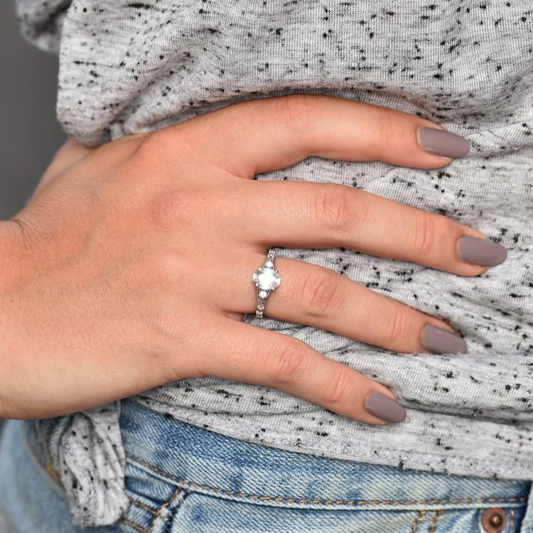 Prsten s topazem 29790