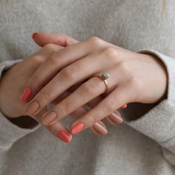 Zlatý prsten s nebroušeným diamantem Nemy