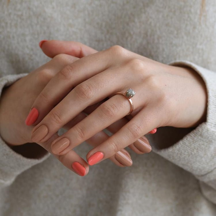 Zlatý prsten s nebroušeným diamantem Nemy 52668