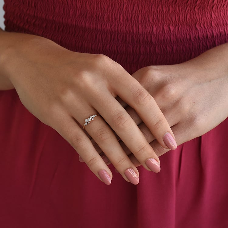 Zlatý prsten s diamanty 127329