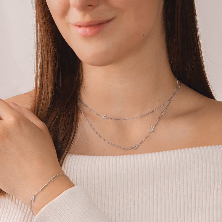 Náhrdelník se 3 písmenky a lab-grown diamanty Lupe 152785