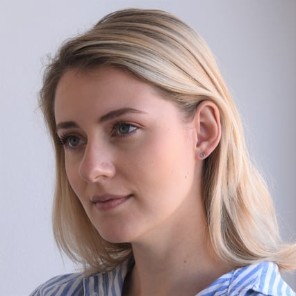 Stříbrné náušnice &quot;Objímám a líbám&quot; Adalee