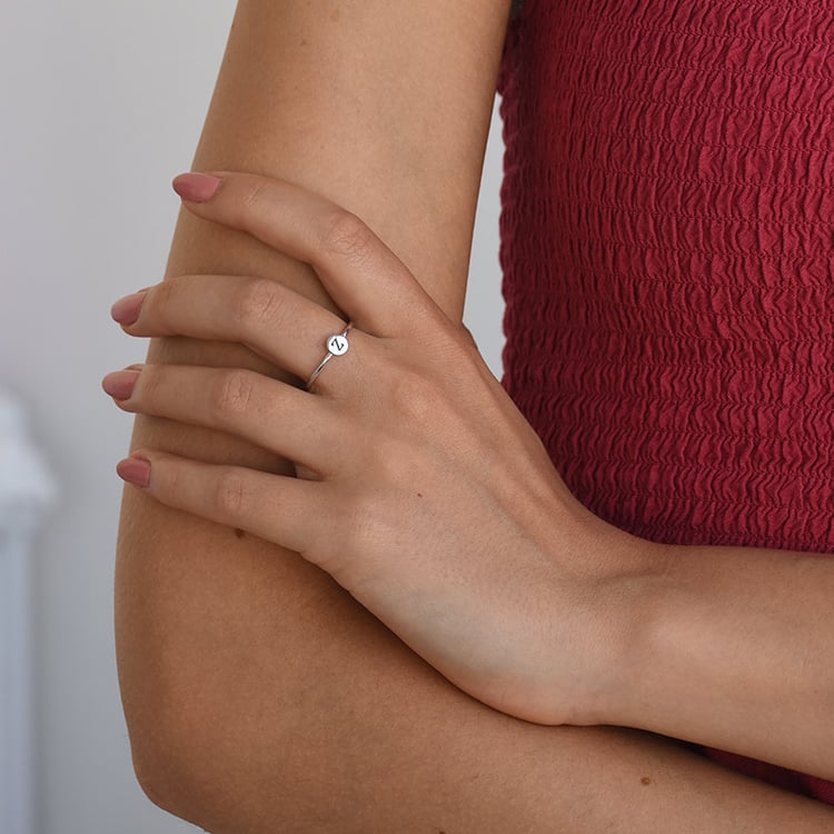 Zlatý prsten s gravírem dle vaší volby Babire 67560