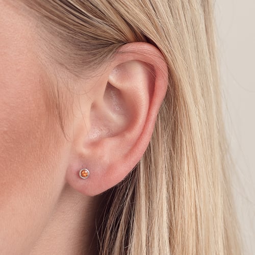 Stříbrné bezel náušnice s padparadscha safíry Tofine