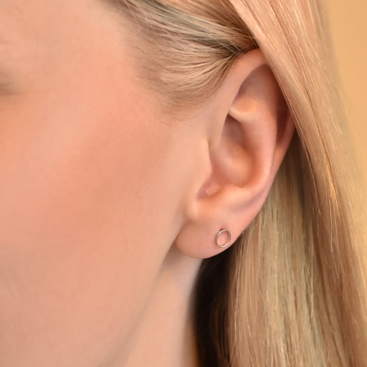 Minimalistické zlaté náušnice Janne 104324