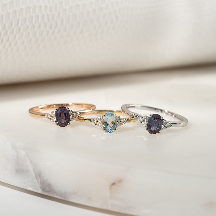 Elegantní prsten s akvamarínem a diamanty Sheldo 134052