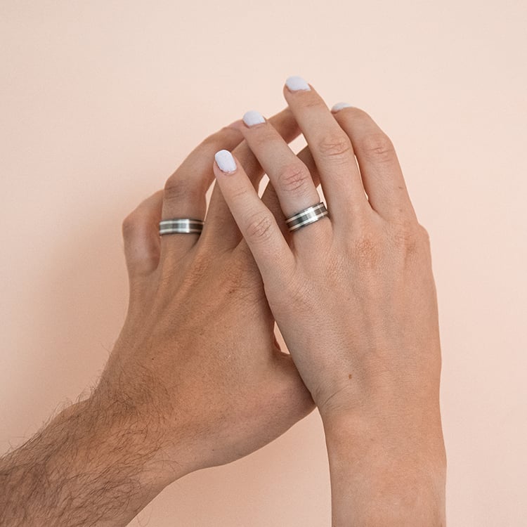 Snubní prsteny z titanu a zlata s diamantem Zubair 107529