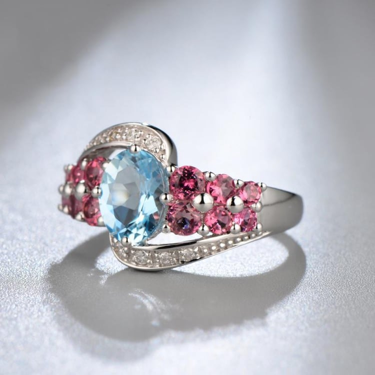 Topazový prsten s turmalíny 5689